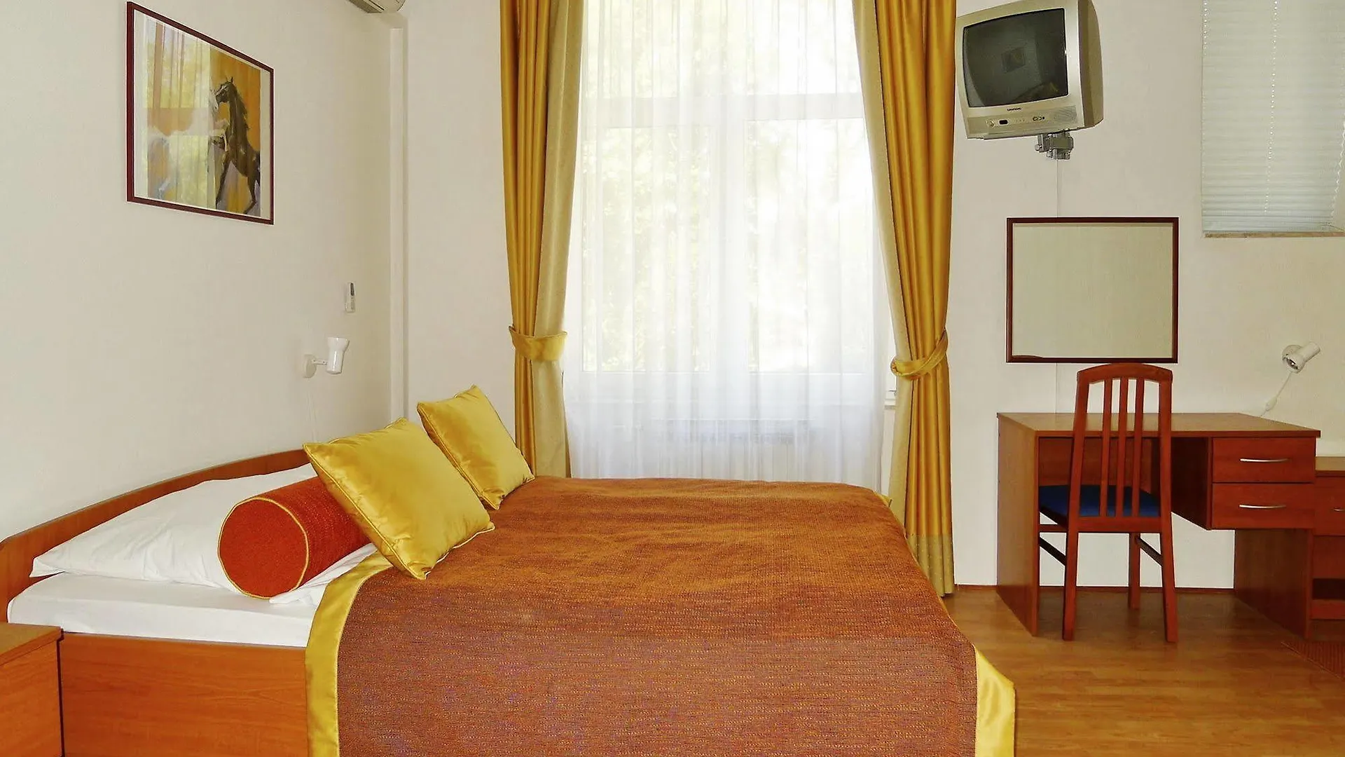 Villa Aurora Crikvenica Hotel