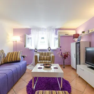 Mirana With Garden And Free Parking , Zadar Kroatien